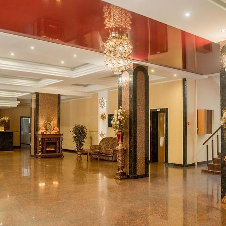 Dniprovski Zori Kremenchuk Ngoại thất bức ảnh